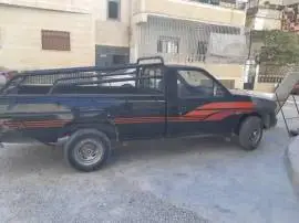 نيسان بيكاب 1993 للبيع