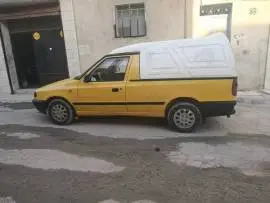 سكودا بيك أب 2001
