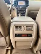 نيسان 2013 للبيع