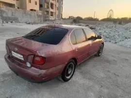 نيسان بالميرا 2001