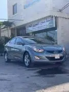 هيونداي أفانتي 2012