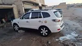 سيارة موديل 2007