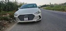 هيونداي إلنترا 2018