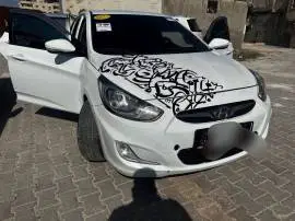 هيونداي اكسنت 2012, RF19773712
