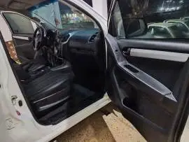 بيك اب ايسوزو 2020, إدلب, RF35288918