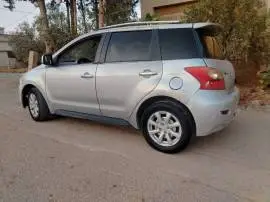 Kia Florida 2010, Daraa, RF56276088