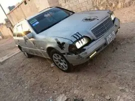 مرسيدس 2001, RF16182291