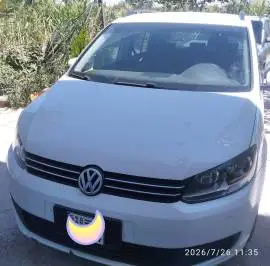 فولكس فاغن توران 2015, دمشق, RF86426678