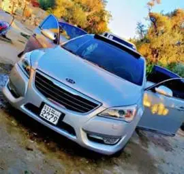 كيا سولنزا 2011, RF46786638