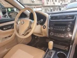 نيسان التيما 2015