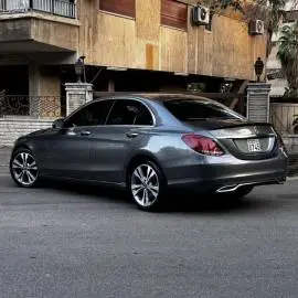 Mercedes-Benz C200 2018 for sale