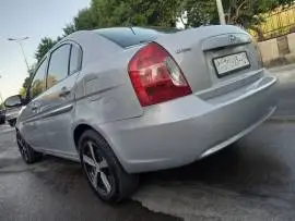Hyundai Verna 2011