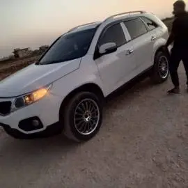 كيا سيرنتو 2011
