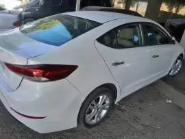 Hyundai Elantra 2018