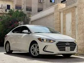 هيونداي إلنترا 2017