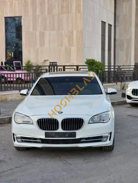 BMW 740Li 2012