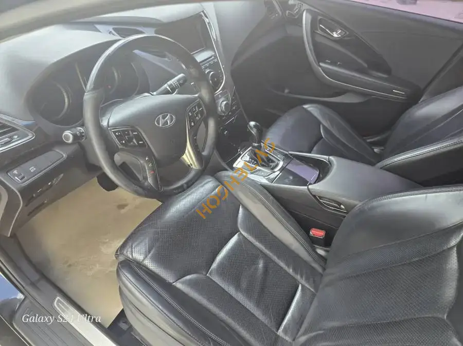 Hyundai Azera 2012