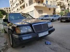 مرسيدس 320 1990