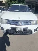 Mitsubishi Pickup 2015