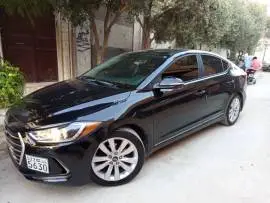 Hyundai Elantra 2018, Hama