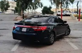 ازيرا غرانديور 2011