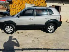 هيونداي توسان 2005