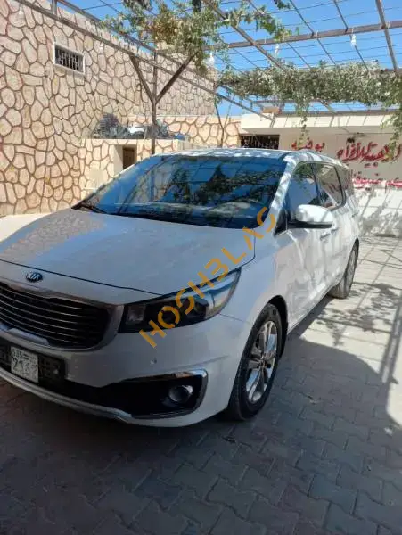 كيا كرنفال 2015