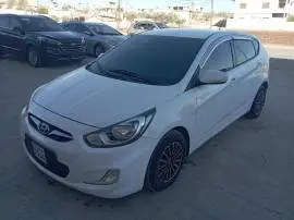 هونداي اكسنت 2015 للبيع
