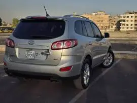 Hyundai CM 2010, Damascus