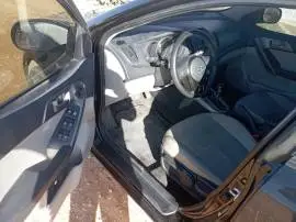 كيا فورتي 2009