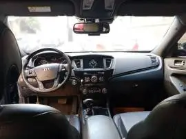 كيا K7 موديل 2011