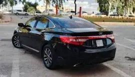 Hyundai Azera Grandeur 2011