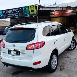 هيونداي سي ام 2011