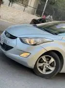 Hyundai Avante 2012