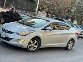 Hyundai Avante 2012
