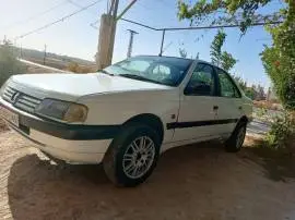 Peugeot 2004, Damascus