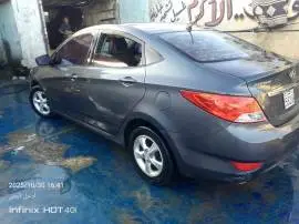 Hyundai Accent 2012