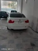 بي إم دبليو 320 2011, حلب