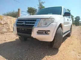 Mitsubishi Pajero 2015, Damascus