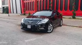 Hyundai Azera Grandeur 2012