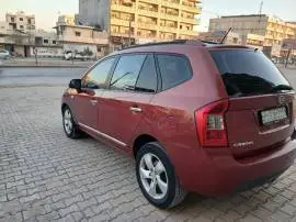 كيا كارينز 2007, حلب