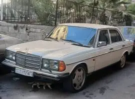 مارسيدس e230 1984, دمشق