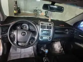 كيا سبورتاج 2005