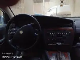 أوبل أوميكا 1998