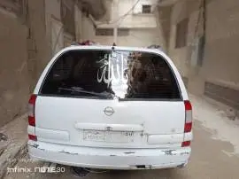 أوبل أوميكا 1998