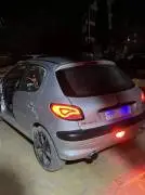 بيجو 206 2000, حلب