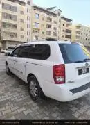 Kia Carnival 2012
