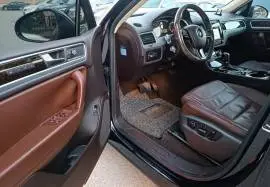 Volkswagen Tuareg 2015, Hama