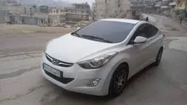 هيونداي افانتي 2012