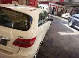 مرسيدس B200 2009